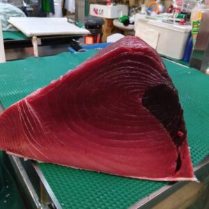 青森産 天然生本まぐろ 100gあたり