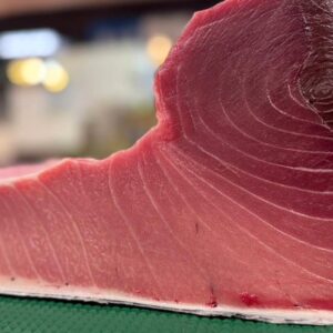 金曜日はまぐろの日 長崎産 生本まぐろ養殖 大トロ 100gあたり